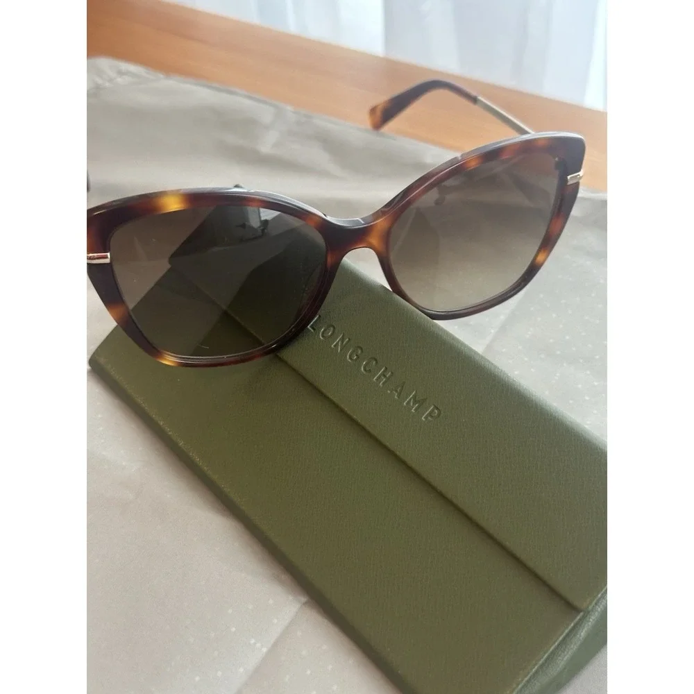 Longchamp Havana Gold Cat-Eye L0627s Sunglasses NWOT Authentic Foldbox Luxury